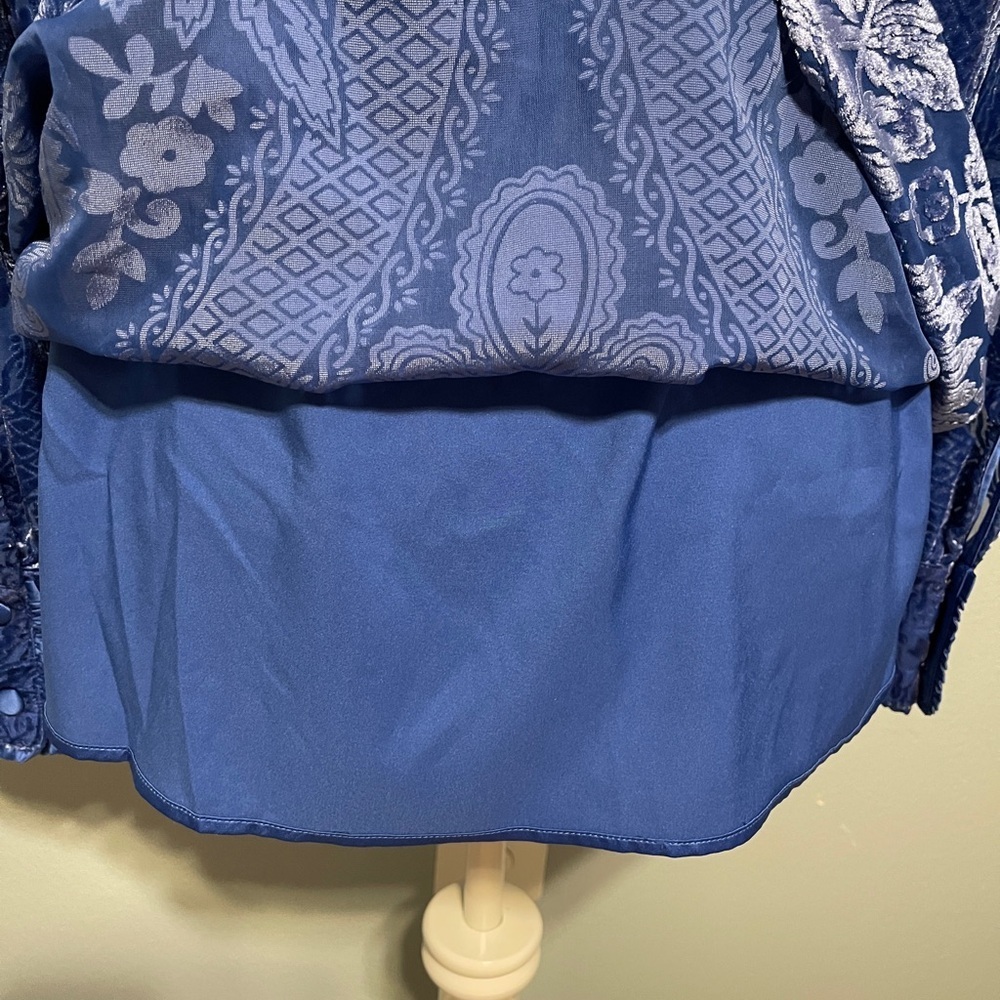 Soft Surroundings Sapphire Blue Velvet Burnout Vanetta Top Artsy Boho XL - Picture 5 of 12